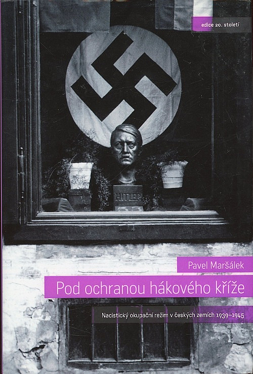 Pod ochranou hákového kříže