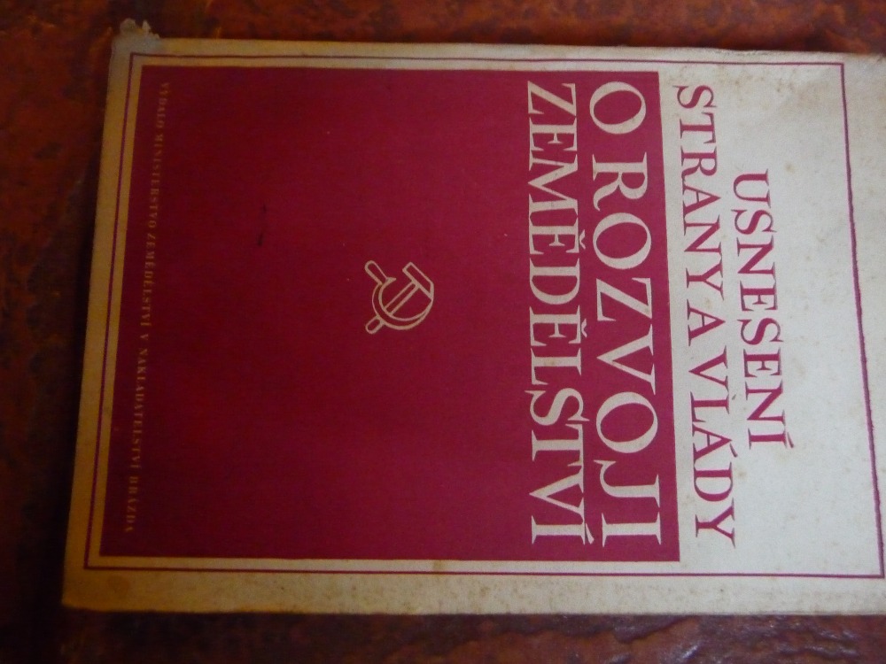 Usnesení strany a vlády o rozvoji zemědělství