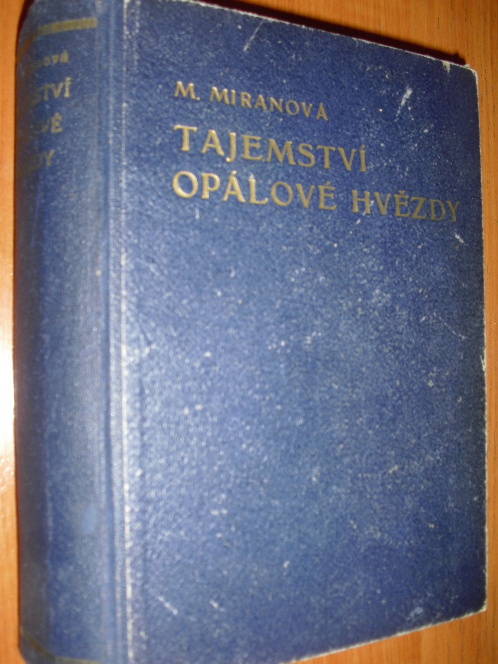 Tajemství opálové hvězdy I.–II.