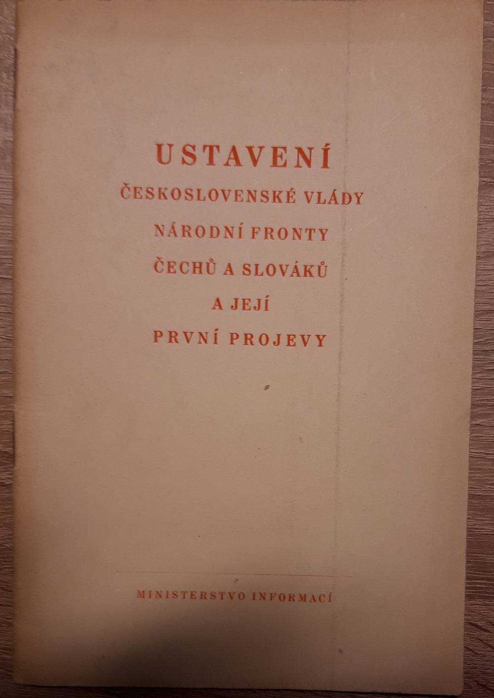 Ustavení československé vlády národní fronty Čechů a Slováků a její první projevy