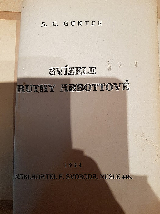 Svízele Ruthy Abbottové