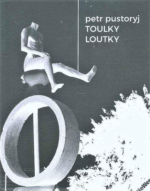 Toulky loutky