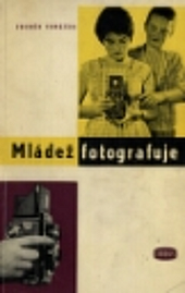 Mládež fotografuje