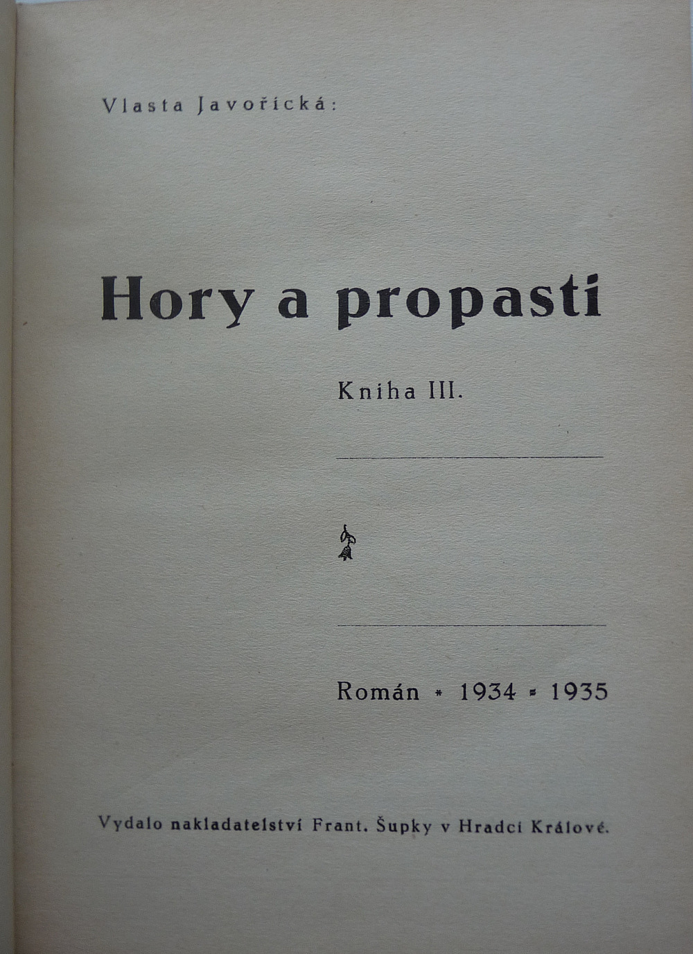 Hory a propasti - Kniha III.