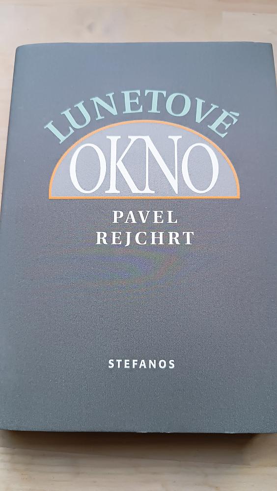 Lunetové okno