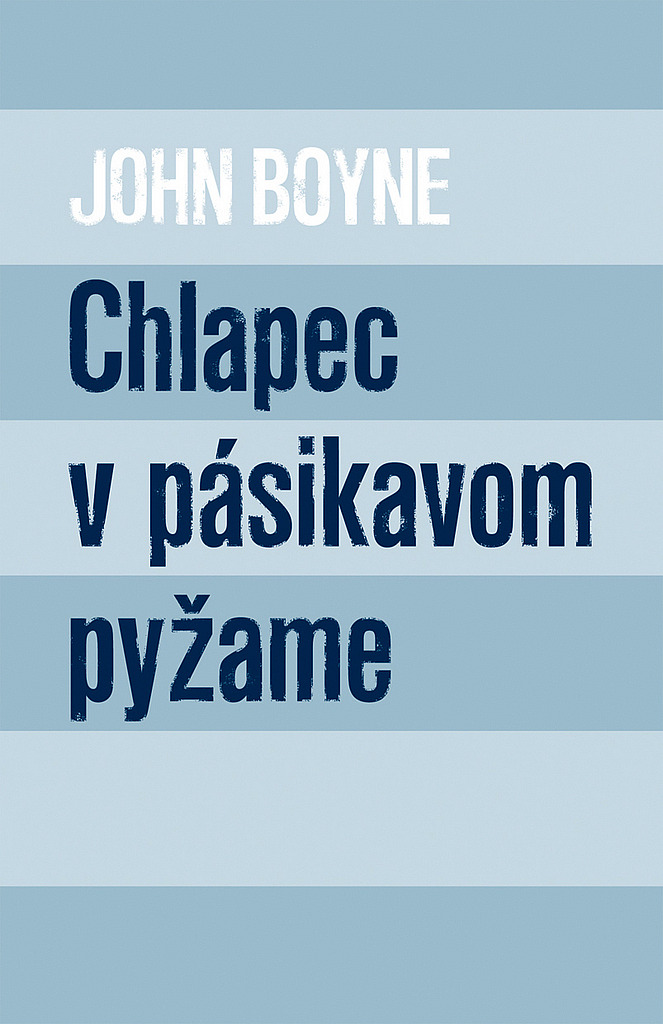 Chlapec v pásikavom pyžame